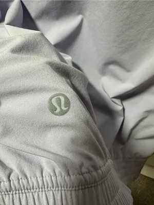 lululemon athletica Lavender Full-Zip scuba windbreaker thumbnail 4