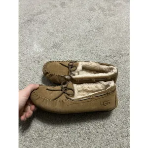 Women's UGG DAKOTA Suede Moccasin Slippers Size 6 1107949‎ CHESTNUT thumbnail 5