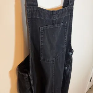 We the Free Black Denim Wide Leg Overall Bibs Womens S Utility Grunge Streetwear thumbnail 2