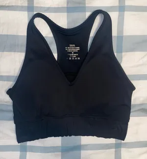 Zenana Black V-Neck padded Racerback Sports Bra STYLE:NST-6081C5 RN: 112056 thumbnail 1