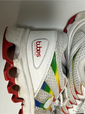 K-Swiss Tubes Running Shoes Women’s Size 9 White Rainbow Mesh Sneakers thumbnail 2