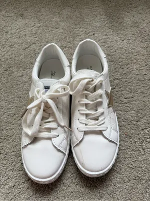 Vintage Havana White Sneakers with Gold Star thumbnail 4