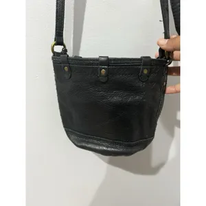 Lucky Brand Black Leather Crossbody Bag Purse Adjustable Strap‎ Charm W thumbnail 5