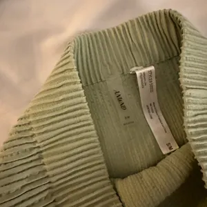 Matching Green Set Size 4 thumbnail 2