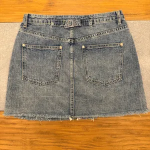 Free People We The Free High Rise Distressed Denim Mini Skirt Size 29 thumbnail 3