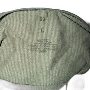 SO Olive Green Ribbed Halter Crop Top Women’s L Stretch Y2K Style thumbnail 3