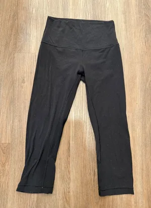 Lululemon Align High Rise Crop 21‎ Black Yoga Leggings Size 4 Womens 3666 thumbnail 1