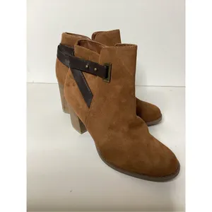 Diba brown ankle boots. Size 8. Retails $75 Brown thumbnail 5