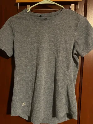 Adidas Women’s T-Shirt Small thumbnail 1