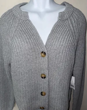 SO Gray Ribbed Button thumbnail 2