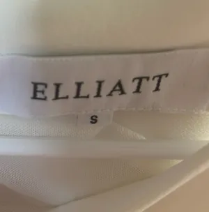 Elliatt Janelle Mini Dress In White thumbnail 3
