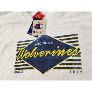 NEW 2XL Champion‎ Michigan Wolverines Reverse Weave Cropped Pullover Sweatshirt thumbnail 3