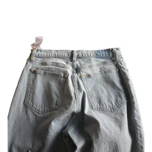 Abercrombie & Fitch Curve Love 90's Straight Ultra High Rise Jeans Size: 31 thumbnail 6