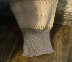 Women’s SHEIN sweater size small thumbnail 3