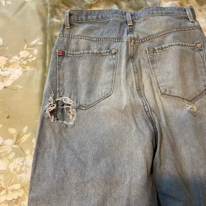 Urban Outfitters Light BDG Wash Jeans Mom High-Rise 28 thumbnail 4