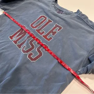 Ole Miss Comfort Colors Crewneck Pullover Size XXL thumbnail 3