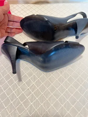 BCBGirls Black Heels thumbnail 8