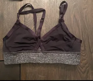 Lululemon *NO TAG* Black Sports Bra XS/S thumbnail 3