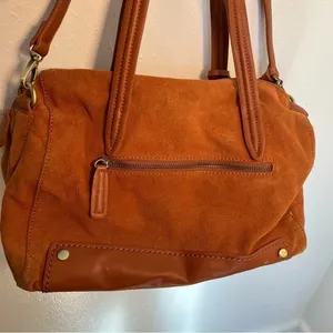Shiraleah‎ Chicago Marlow Satchel Bag Vegan Suede Tan Rust Fringe Details Zip thumbnail 7