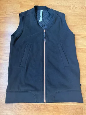 Lululemon Women's Departure Vest Size 6 thumbnail 3