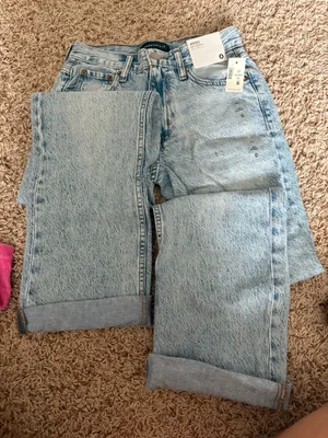 Aeropostale 90s Baggy Jeans Light Wash thumbnail 1