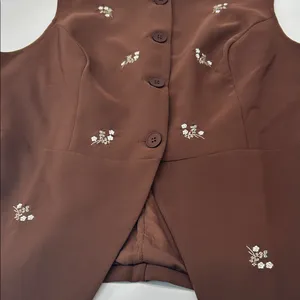 Sleeveless Brown Embroidered Button thumbnail 6