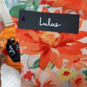 NEW Lulus Date Night Beauty Orange Floral Print Mesh Ruched Midi Dress Small thumbnail 9