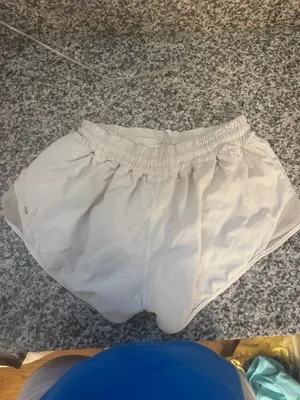 Lululemon Hotty Shorts 2.5" thumbnail 2