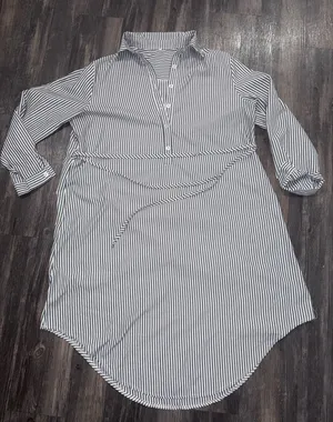SHEIN Loose-fitting striped shirt dress with fashionable pockets thumbnail 1