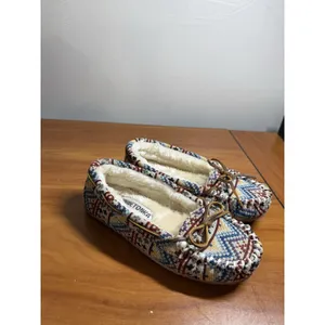 Minnetonka Cally Mosaic Tapestry Slippers Moccasins Shoes Slip On Southwestern 6 thumbnail 3