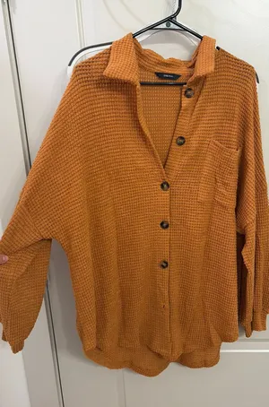 Orange sweater Size L thumbnail 1