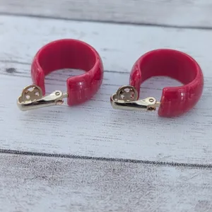 Vintage Clip On Earrings Red Marbled? Hoops Retro thumbnail 6