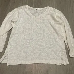 Neiman Marcus Cream Lace V-Neck Blouse thumbnail 1