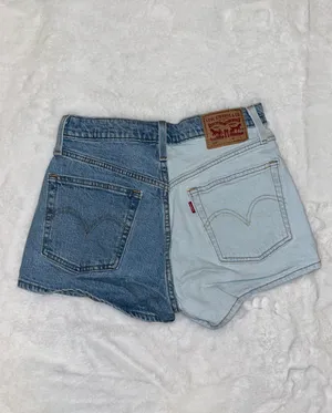 Levi's 501 High-Waisted Shorts thumbnail 2
