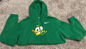 Medium Nike Oregon Ducks Sweatshirt thumbnail 3