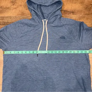 The North Face Women's Heathered Blue Hooded Long Sleeve T-shirt thumbnail 9