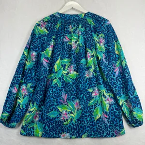 Lilly Pulitzer Elsa Blouse‎ Womens Medium Blue Silk Leopard Floral Smocked Top thumbnail 8