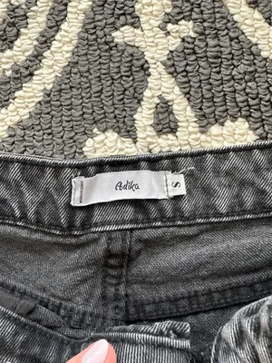 Adika Ripped Jeans thumbnail 6