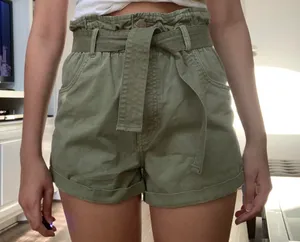 Abercrombie high waisted Tie Front Shorts thumbnail 3
