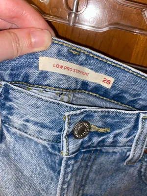 Levi's Low Rise Bermuda Shorts thumbnail 2
