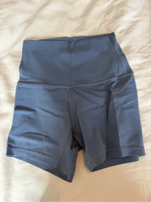 lululemon athletica High-Rise Slate Blue Align Shorts thumbnail 2