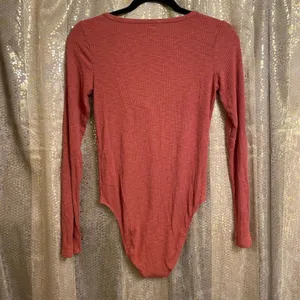 Aerie Women’s Medium Long Sleeve‎ Button Down Burnt Orange Red Bodysuit Stretch thumbnail 2