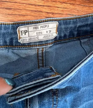 Jeans thumbnail 2