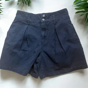 Anthropologie Joie NWT Pleated High Waisted Black Denim Jean Shorts Size 12 thumbnail 1