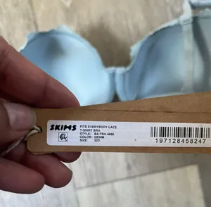 SKIMS T-Shirt Bra thumbnail 3