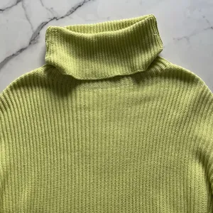 Free People Layer Cake Sweater Key Lime XS Oversized Turtleneck Chunky Knit thumbnail 6