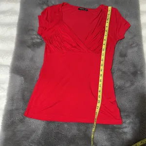 PattyBoutik size small Red Fitted Ruched Short Sleeve Blouse thumbnail 6