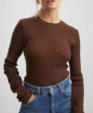 NA-KD Ribbed Knitted Round Neck Sweater Brown Neutral Stretch Size‎ Large thumbnail 1