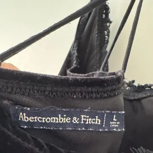 Abercrombie & Fitch‎ Black Velvet Lace Trim Cami thumbnail 6
