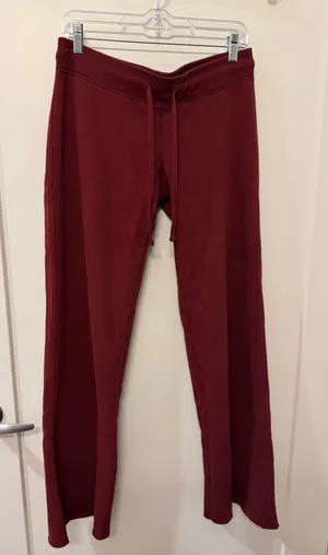 Burgundy Hilary Yoga Pants thumbnail 1